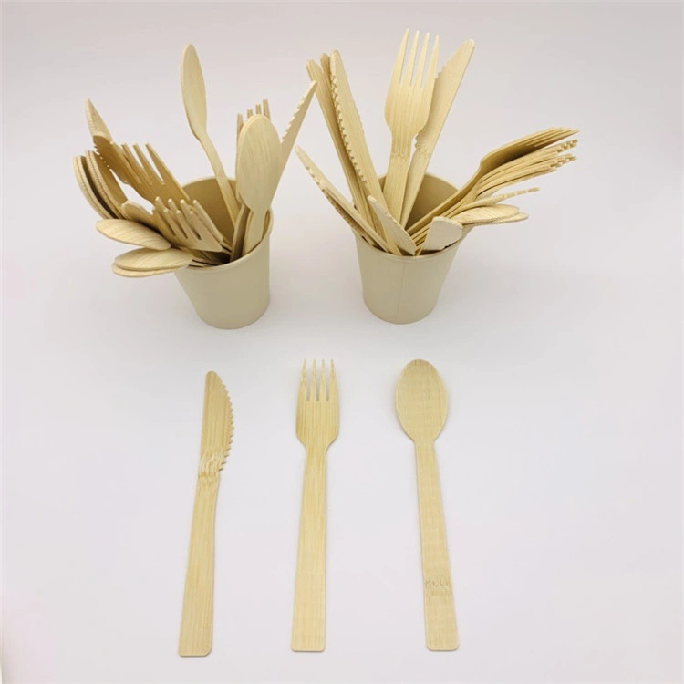 Disposable Bagasse Round Plates with 6&quot; Bamboo Fork